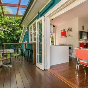  Holiday home - Frankies House Australia