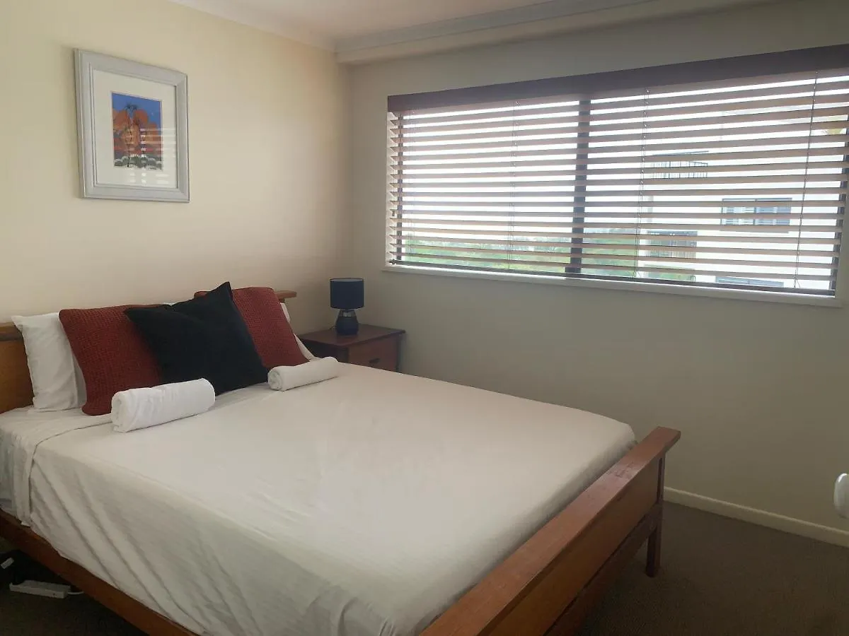 Aparthotel Marcoola Beach Resort